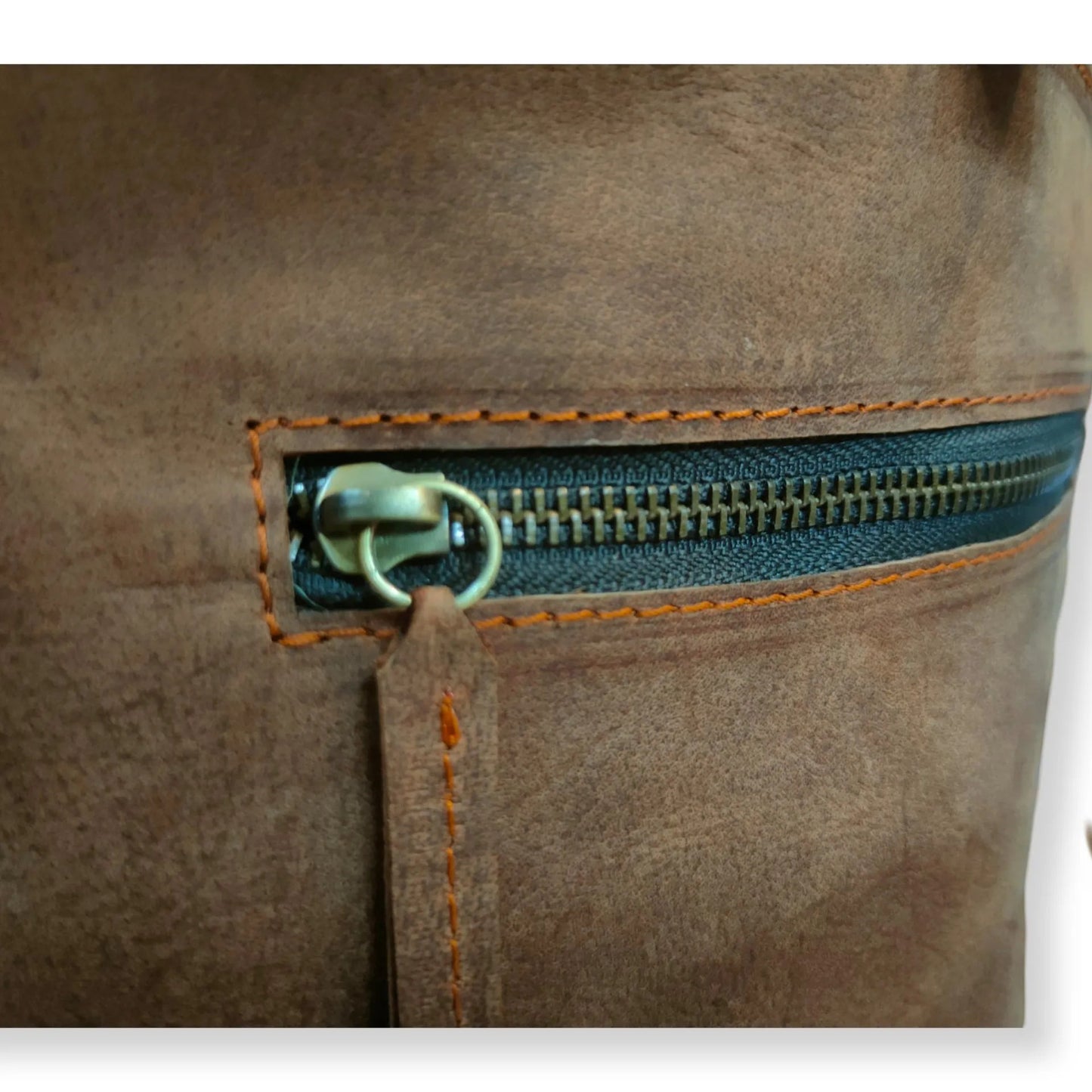 Vintage Voyage Crossbody Bag – Genuine Crazy Horse Leather